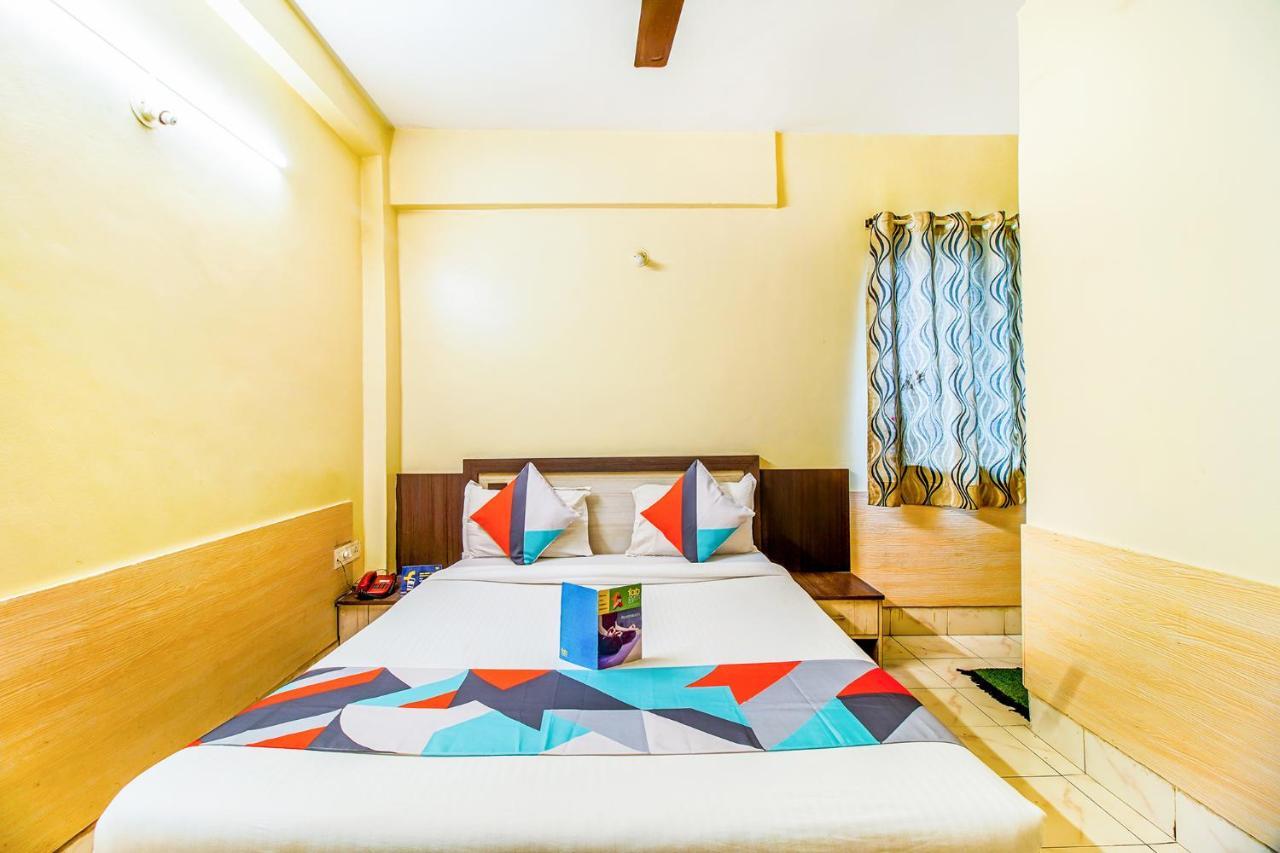 Mukesh Residency Hotel Pune Esterno foto
