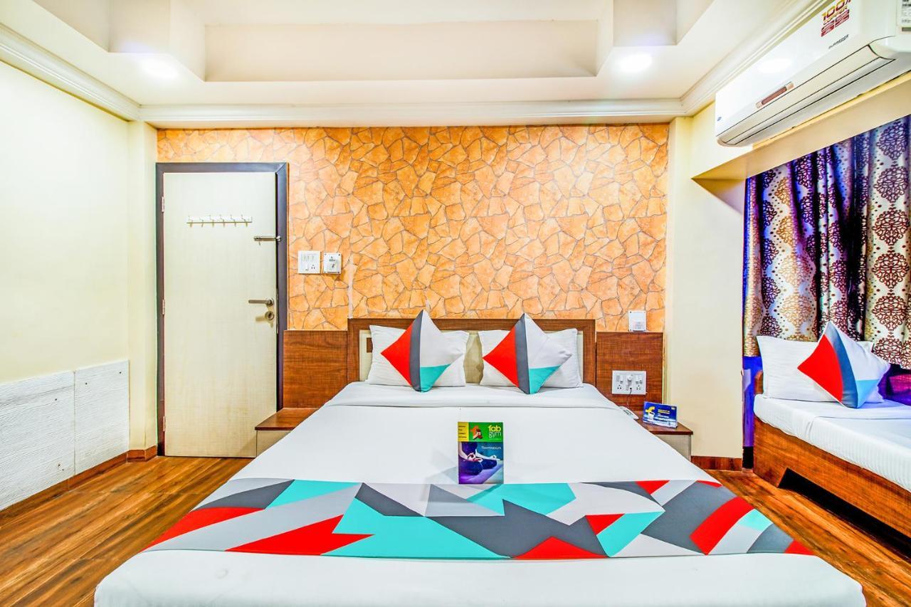 Mukesh Residency Hotel Pune Esterno foto