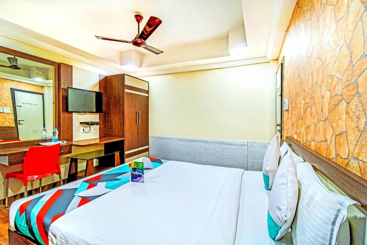 Mukesh Residency Hotel Pune Esterno foto